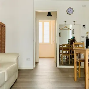 Bocconi-navigli 10 Apartment Milan
