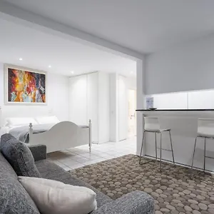  Apartamento - Por Santa Maria