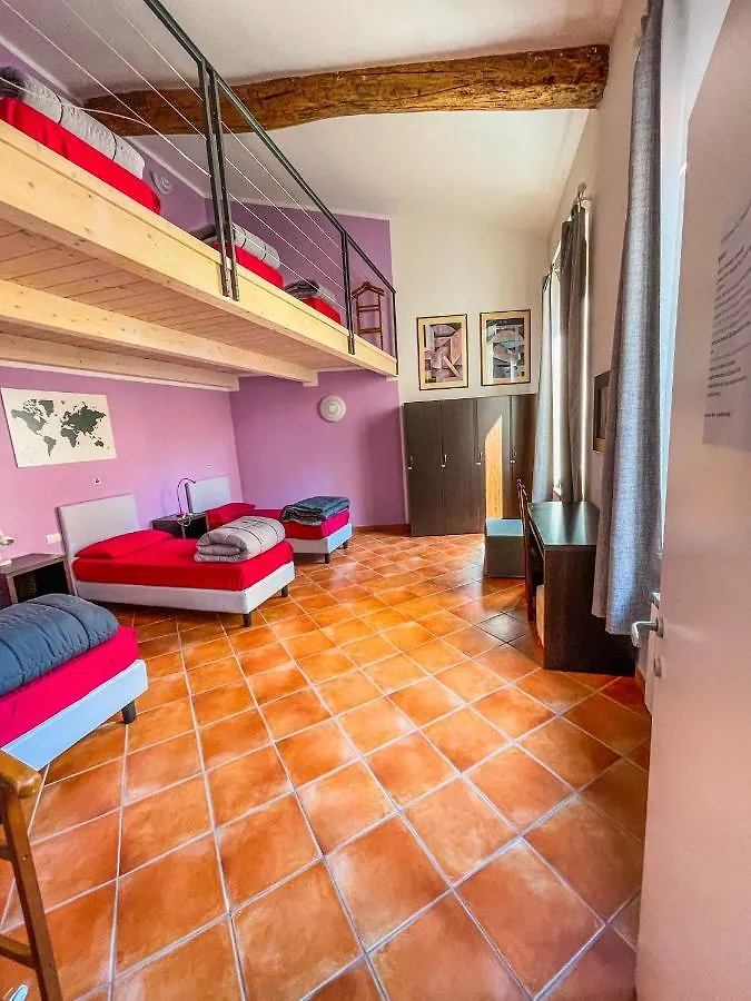 Hostel Emerald Palace Florencja
