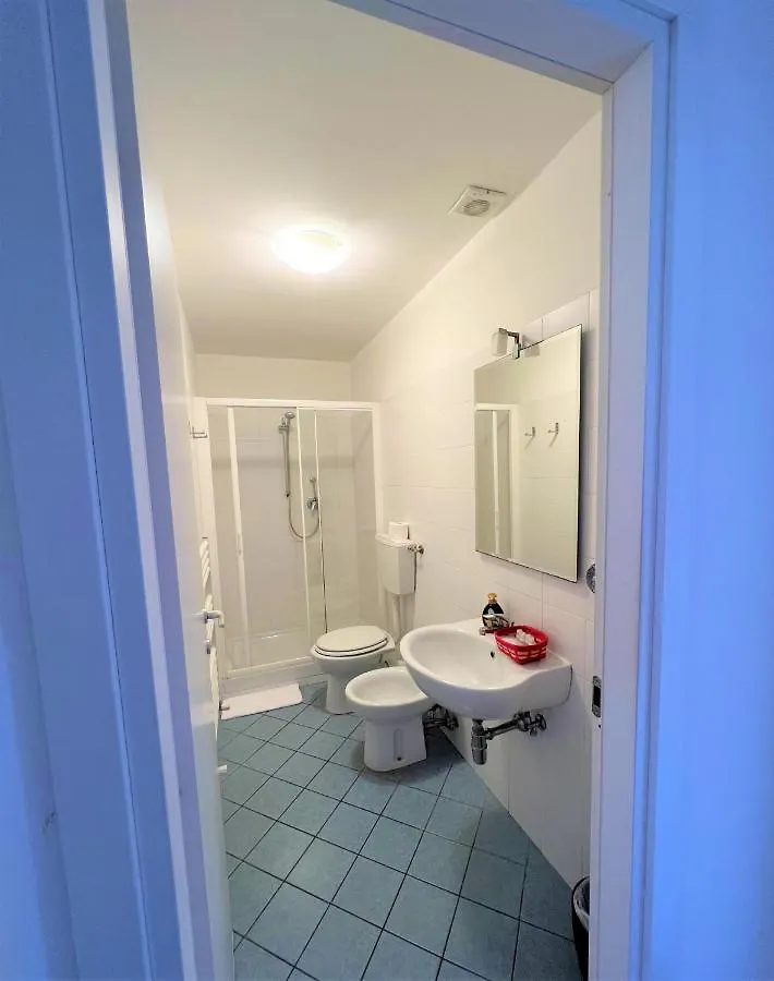 Emerald Palace Firenze 0*,  Italien
