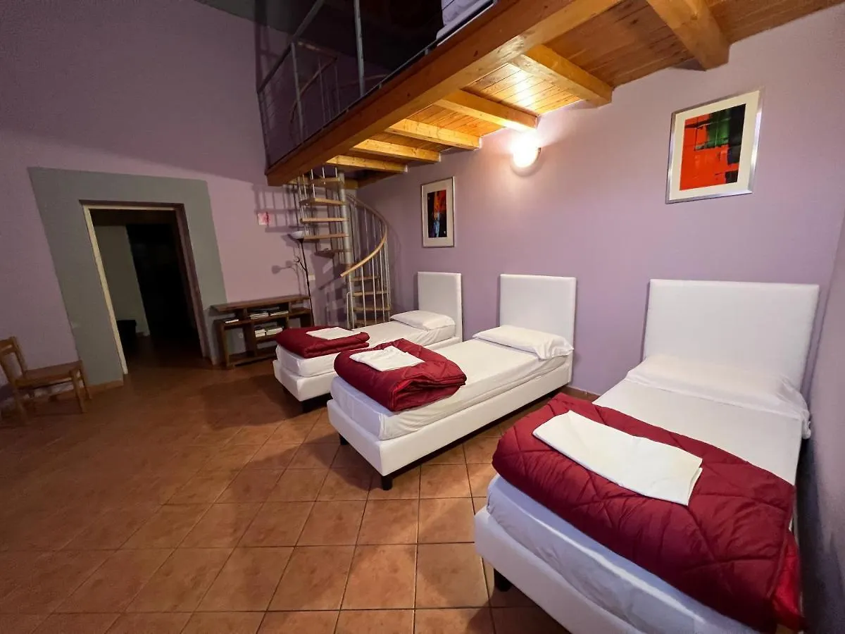 Emerald Palace Firenze Hostel